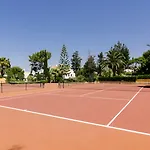 Alfagar Village מלון דירות 3*